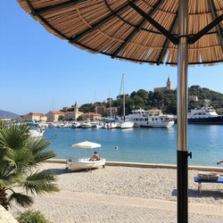 Куба ядовитые медузы на пляжах Варадеро пострадали россияне