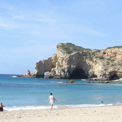 Живописные пляжи для вечерних прогулок у моря